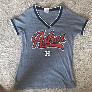 Grey Astros v-neck shirt.